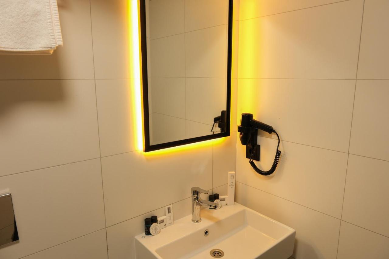Plus Hotel & Private Transportation Istanbul Airport-By Loft Arnavutkoy Kültér fotó